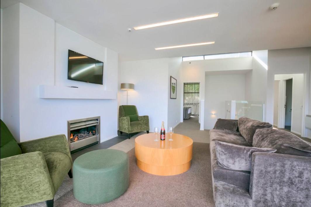 קווינסטאון Panorama Terrace Apartments - Element Escapes מראה חיצוני תמונה